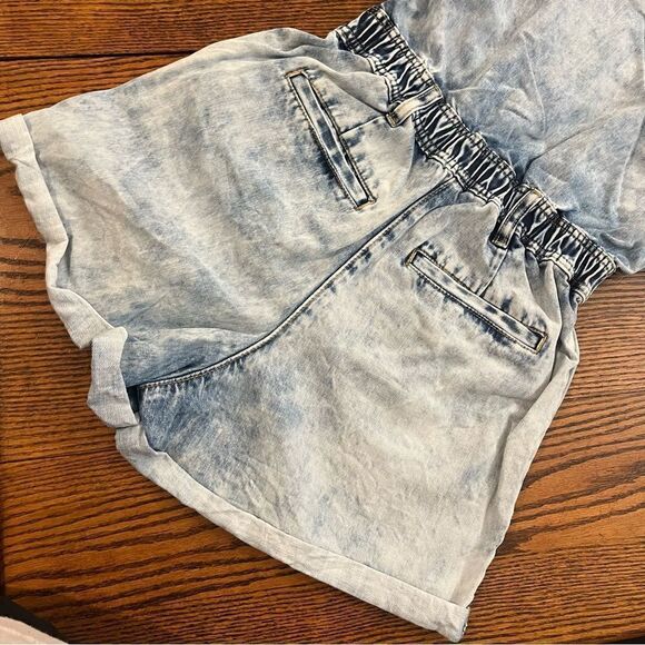 BLANK NYC Acid Washed Denim Romper in Big Shot Size XS Time Zone Revolve - Picture 9 of 13